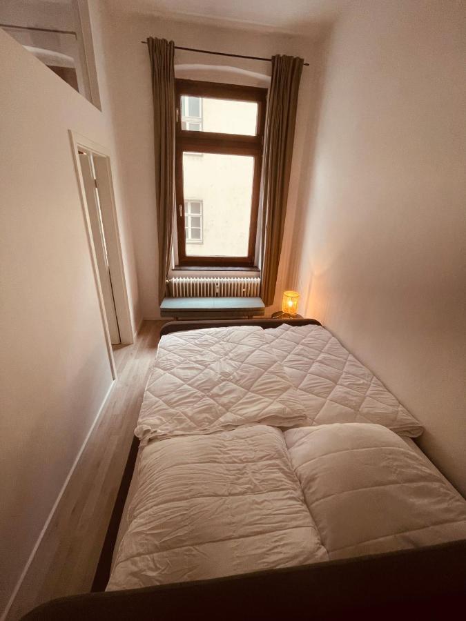 Retro Appartement Im Herzen Von Koeln Deutz Экстерьер фото
